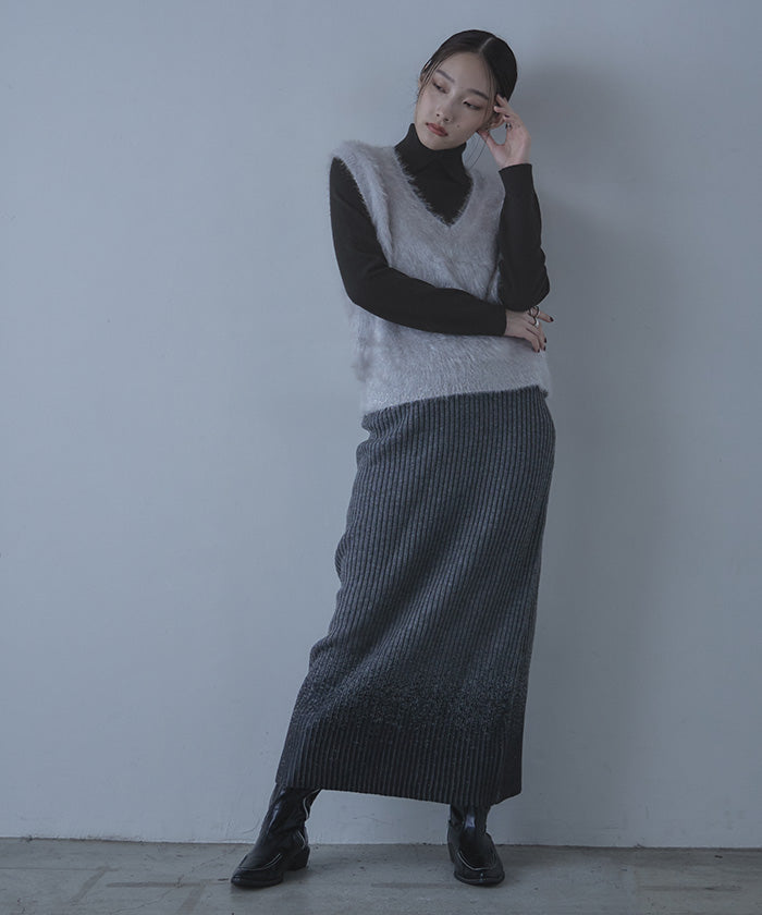 ミエット miette スリットタートルネックニット