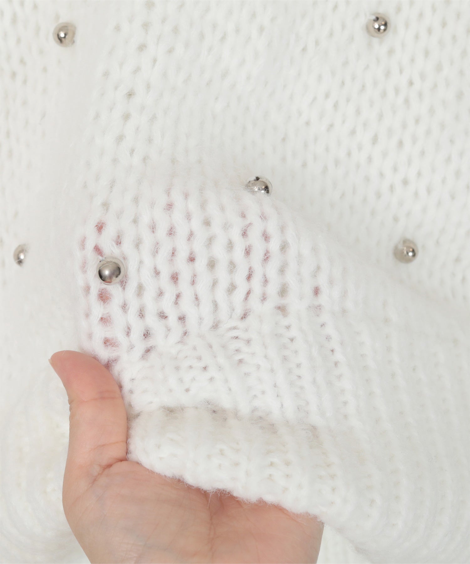 ミエット miette シルバービーズVネックニット