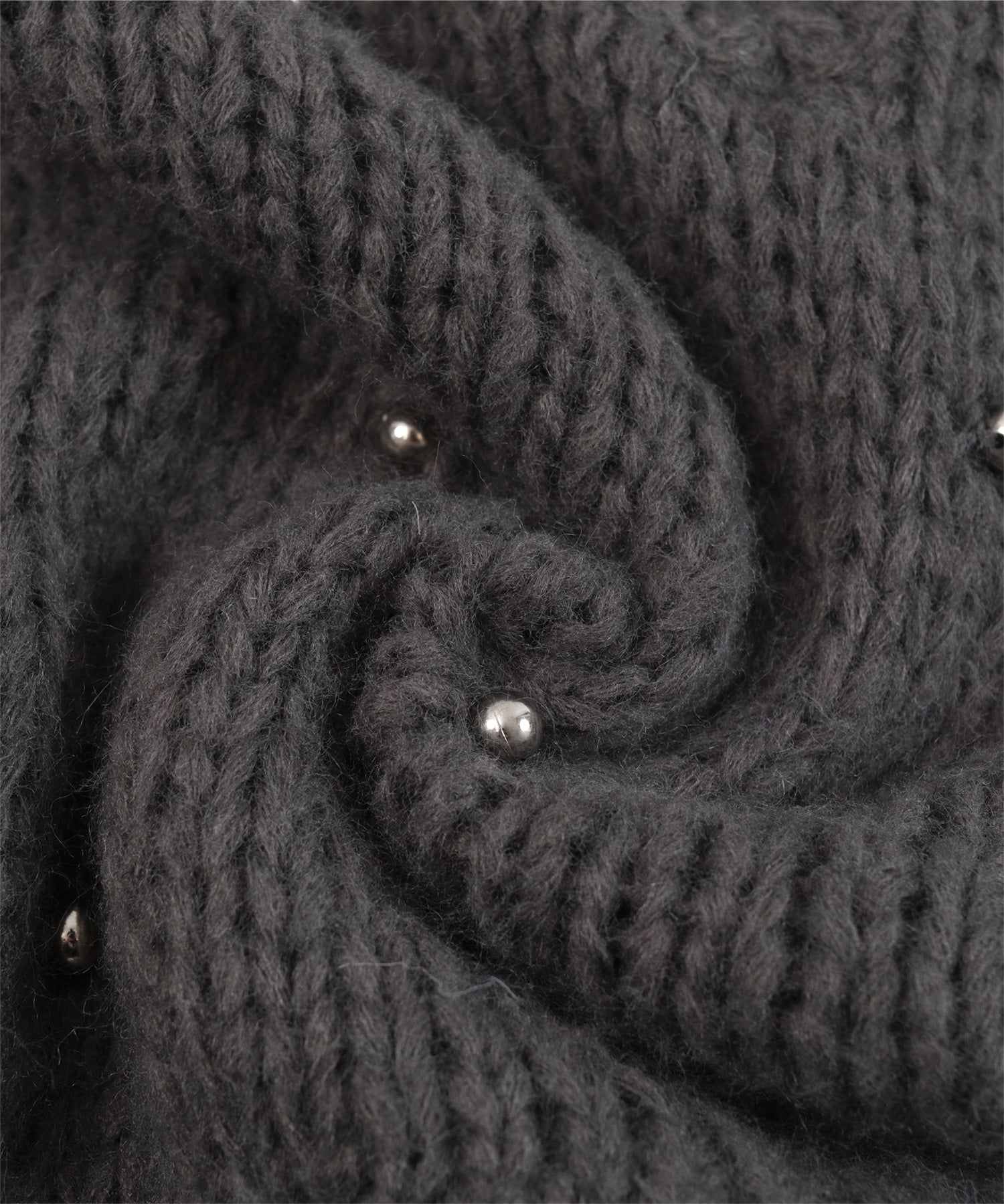 ミエット miette シルバービーズVネックニット