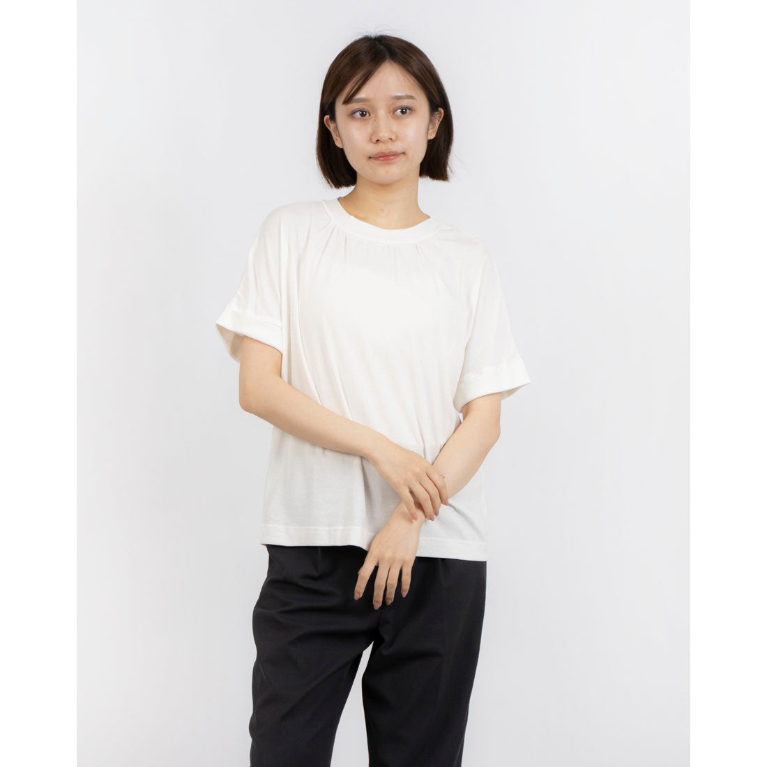 ミ・デゥー mi･deu･･･ クルーネックギャザー半袖PO （ホワイト） ホワイト