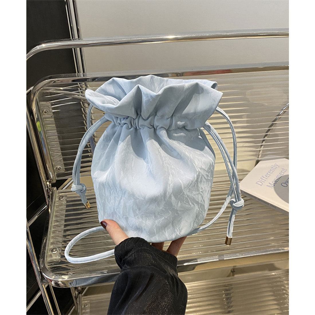 ミニミニストア miniministore ミニショルダーバッグ 斜め掛け巾着バッグ （ブラック） ブラック