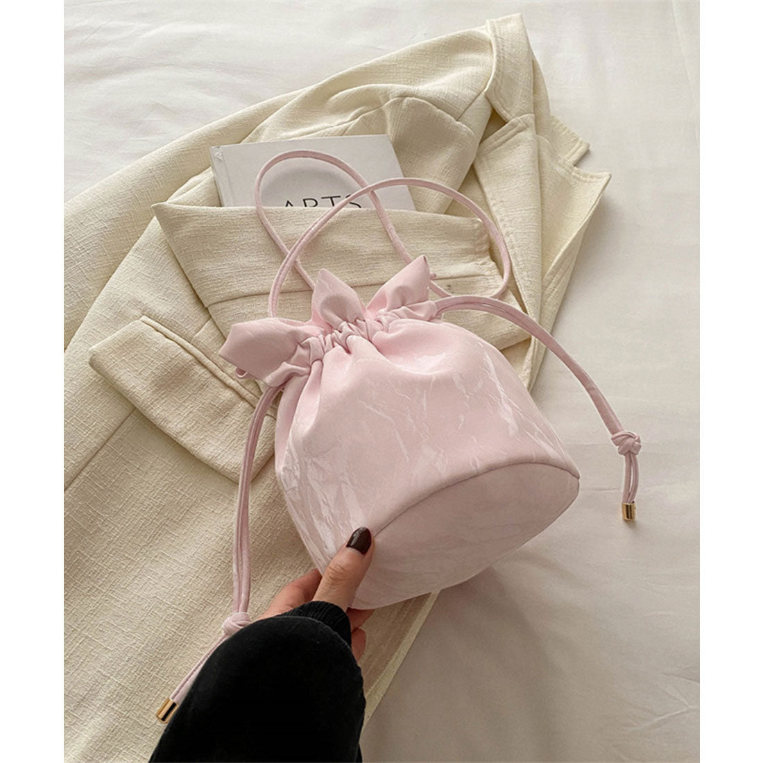 ミニミニストア miniministore ミニショルダーバッグ 斜め掛け巾着バッグ （ブラック） ブラック