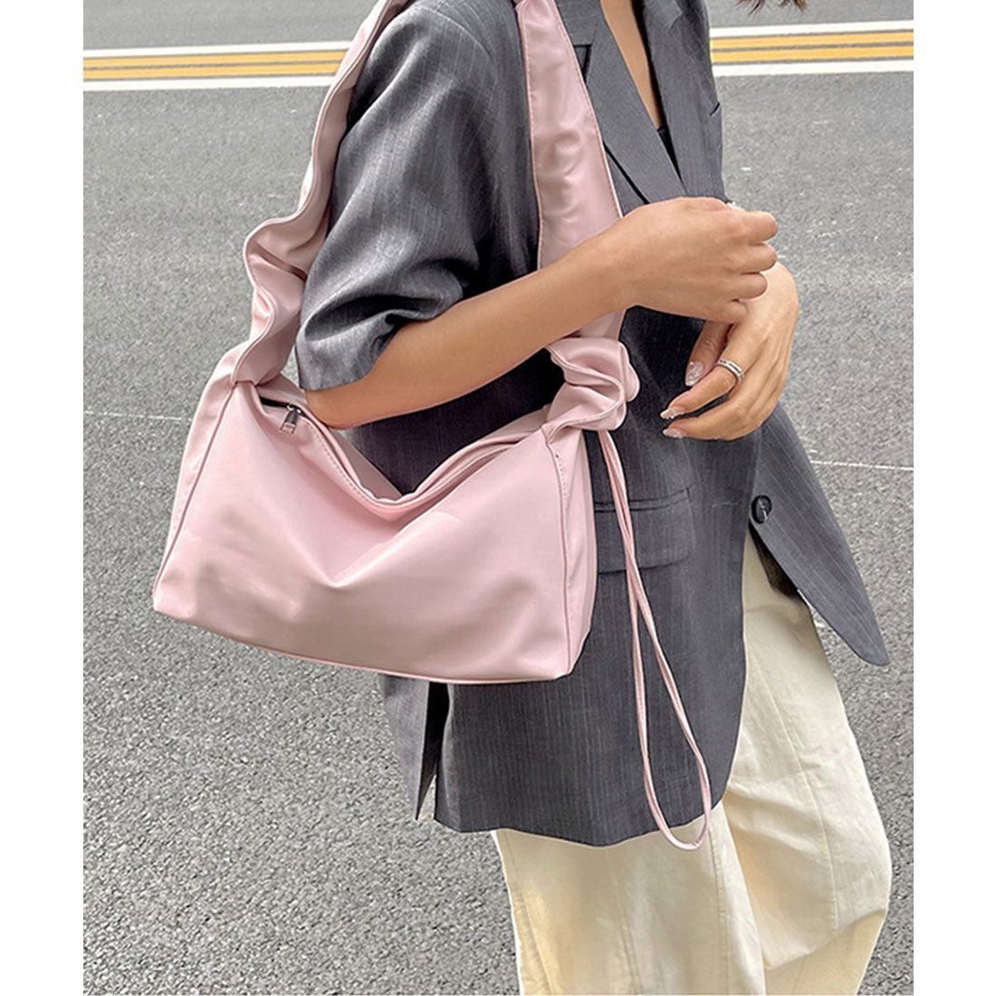ギャザーショルダーバッグ ドロストバッグ ピンク
