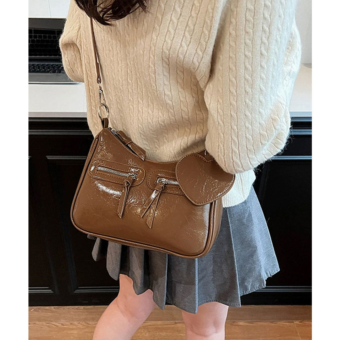 ミニミニストア miniministore レトロショルダーバッグ ハートチャーム付 （キャメル） キャメル