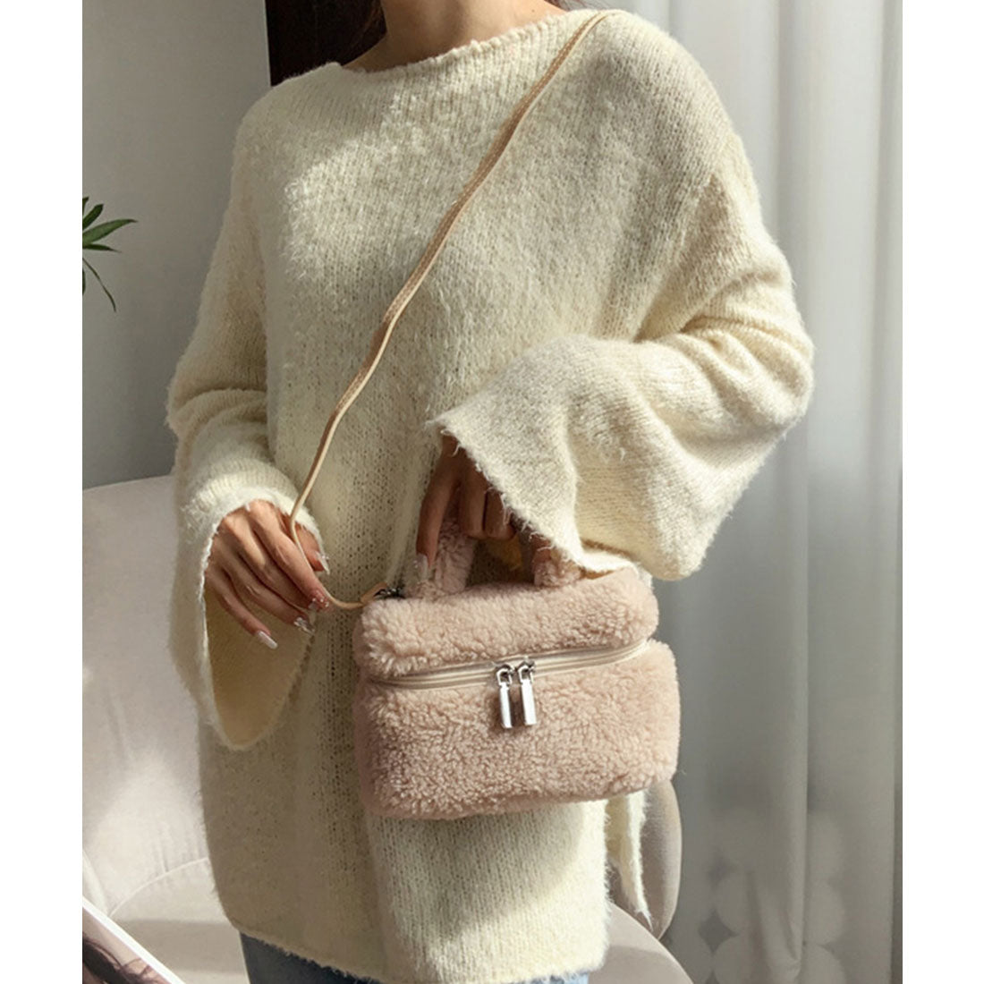 ミニミニストア miniministore ボアショルダーバッグ もこもこミニバッグ （ベージュ） ベージュ
