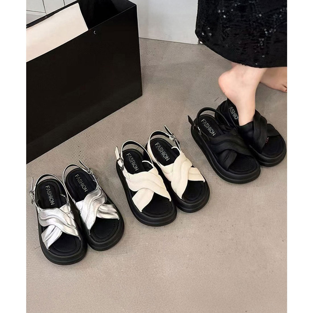 ミニミニストア miniministore クロスストラップサンダル厚底シューズ夏靴 （シルバー） シルバー