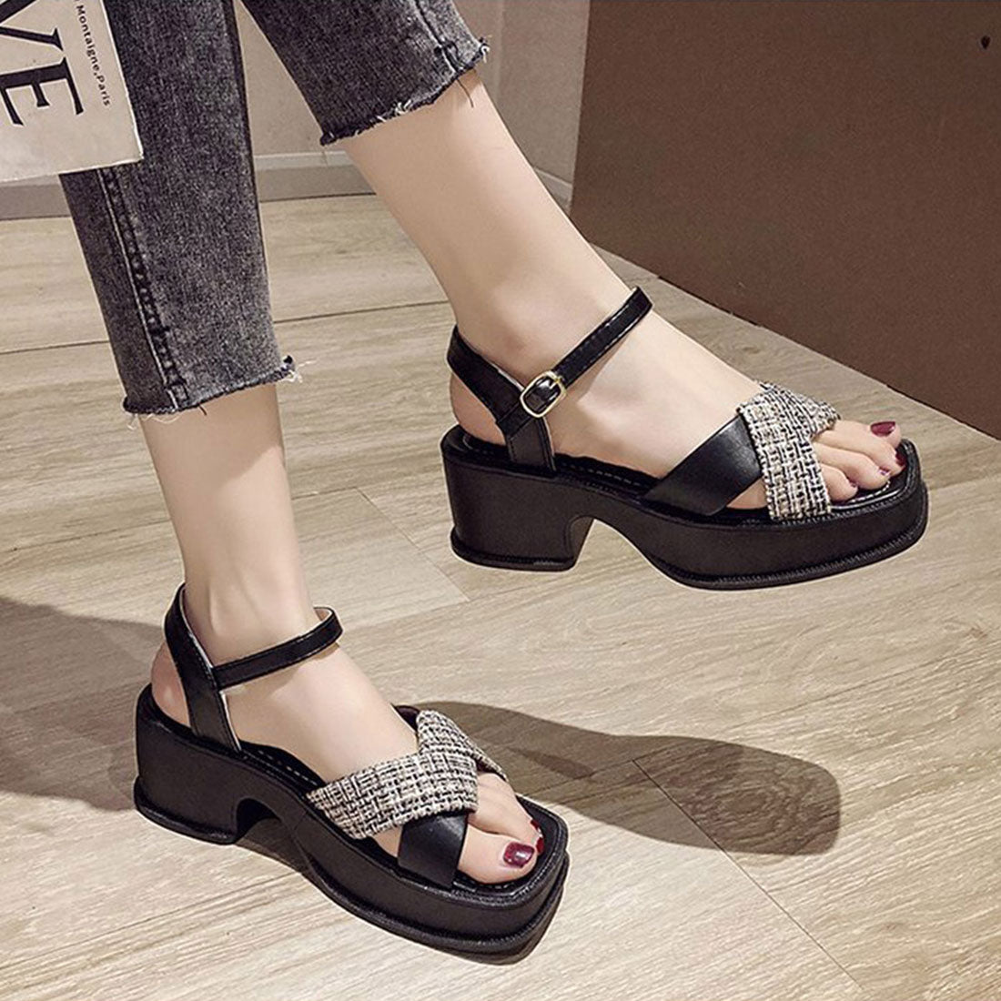 Platform Sandals with Cross Straps for Korea Spring/Summer