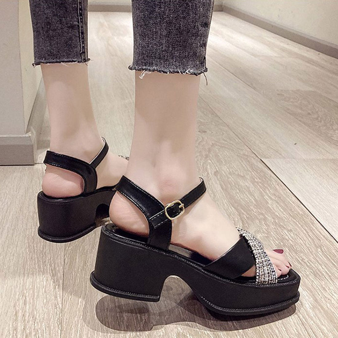 Platform Sandals with Cross Straps for Korea Spring/Summer