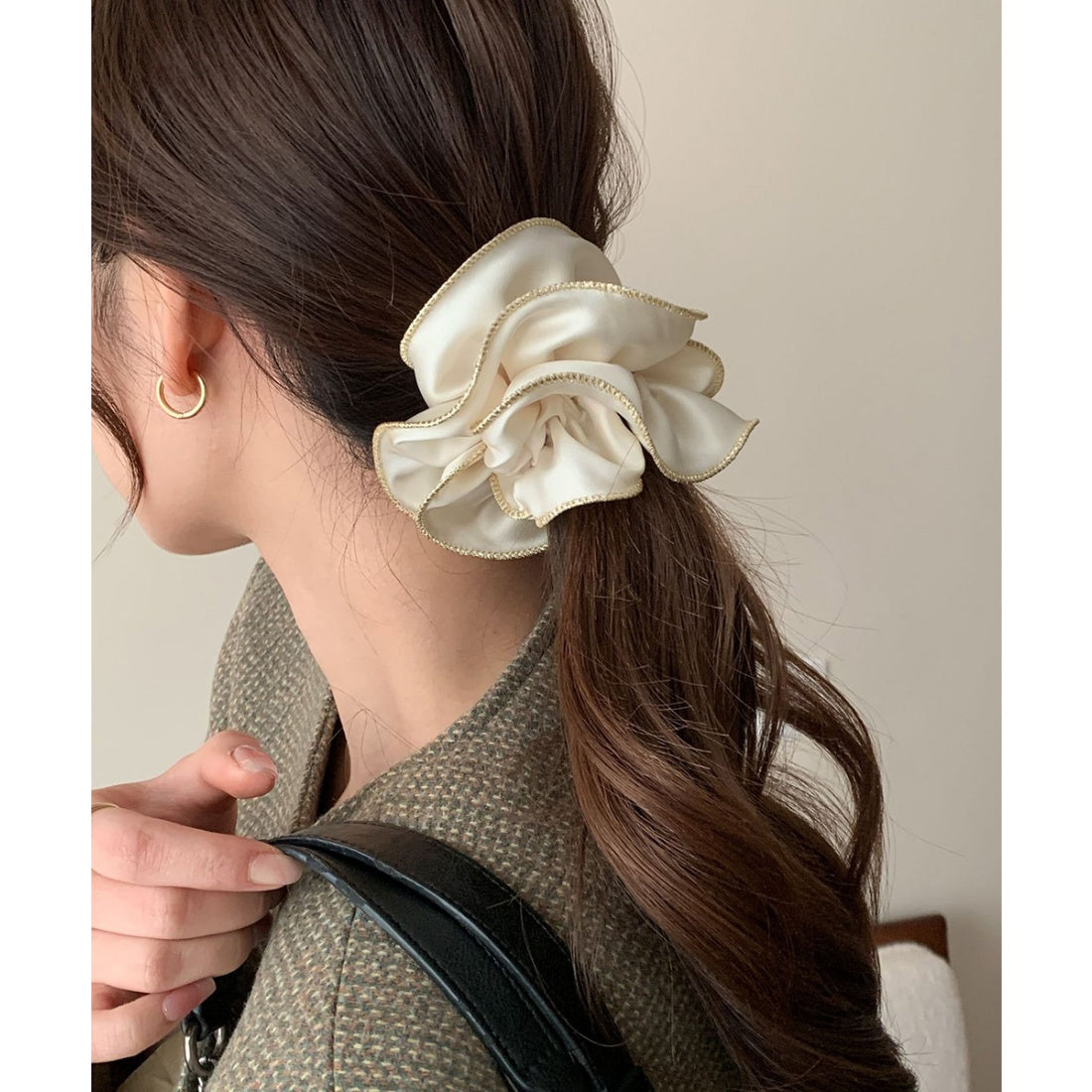 ミニミニストア miniministore サテンシュシュ ヘアゴム ボリューム （アイボリー） アイボリー