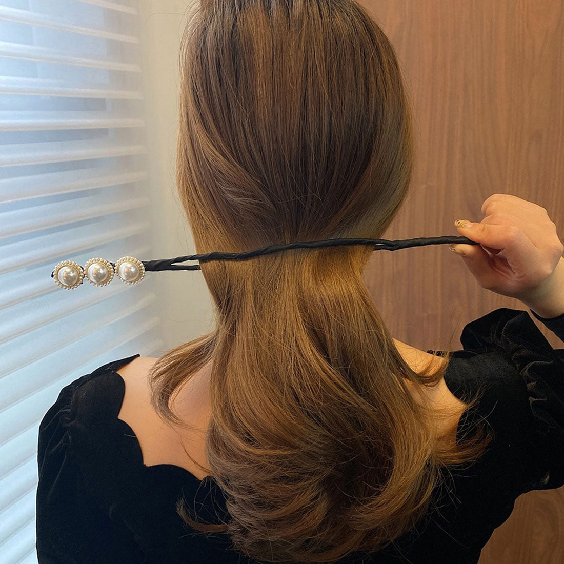 シニヨン ヘアアレンジ レディース