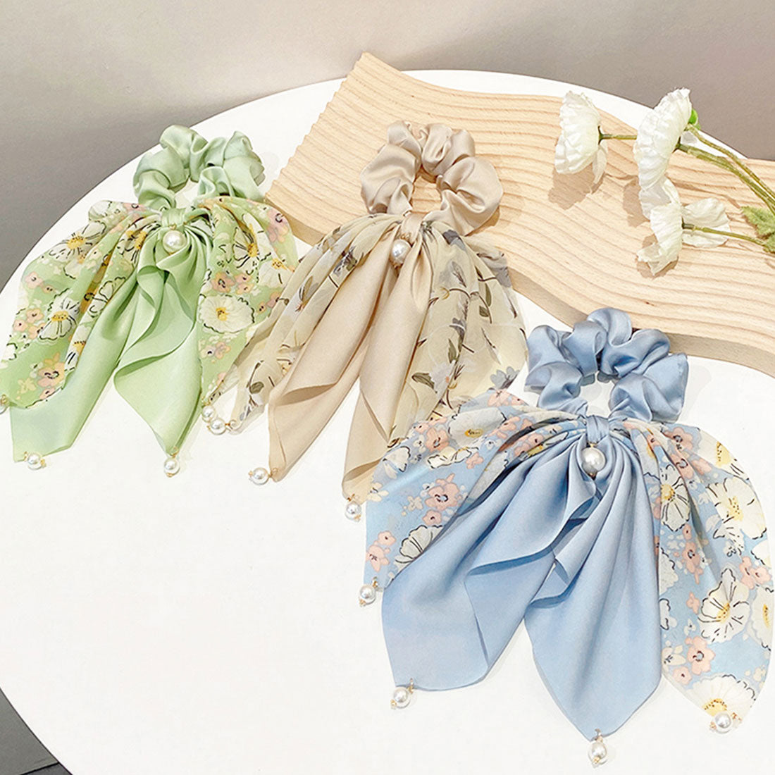 花柄 スカーフシュシュ春夏リボンヘアゴム ベージュ