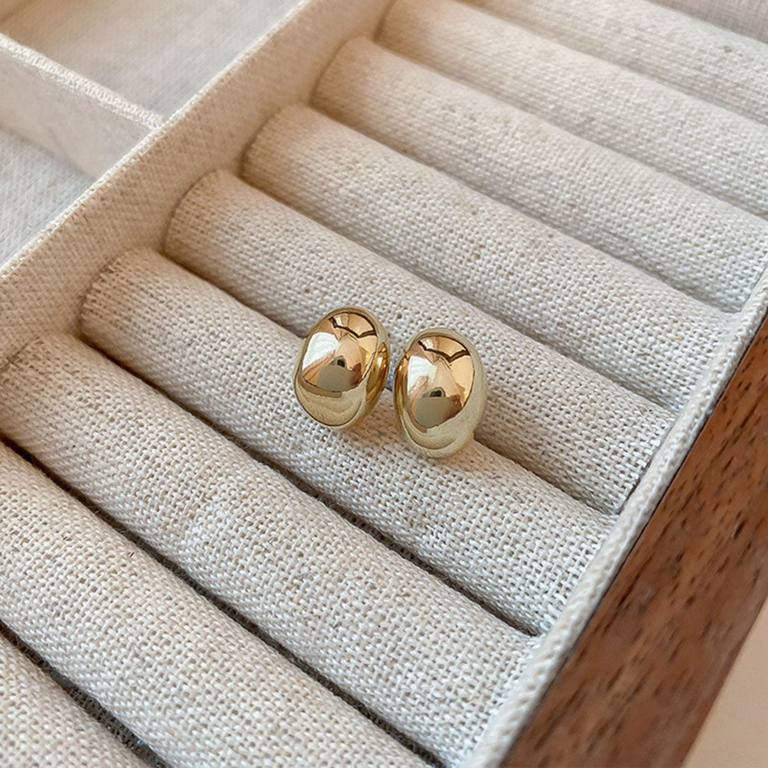 カシューナッツピアス ミニピアス シルバー