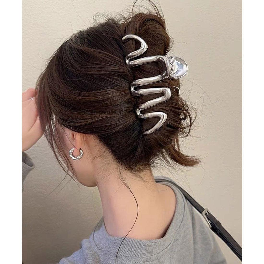 ウェーブヘアクリップ メタルヘアクリップ ゴールドB（艶なし）