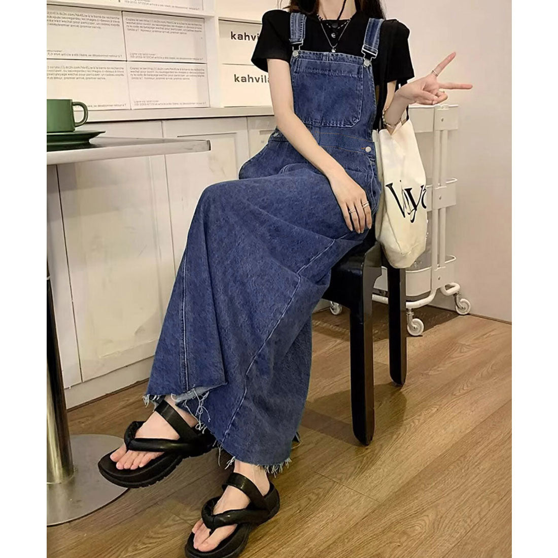 Korean-style denim overall skirt