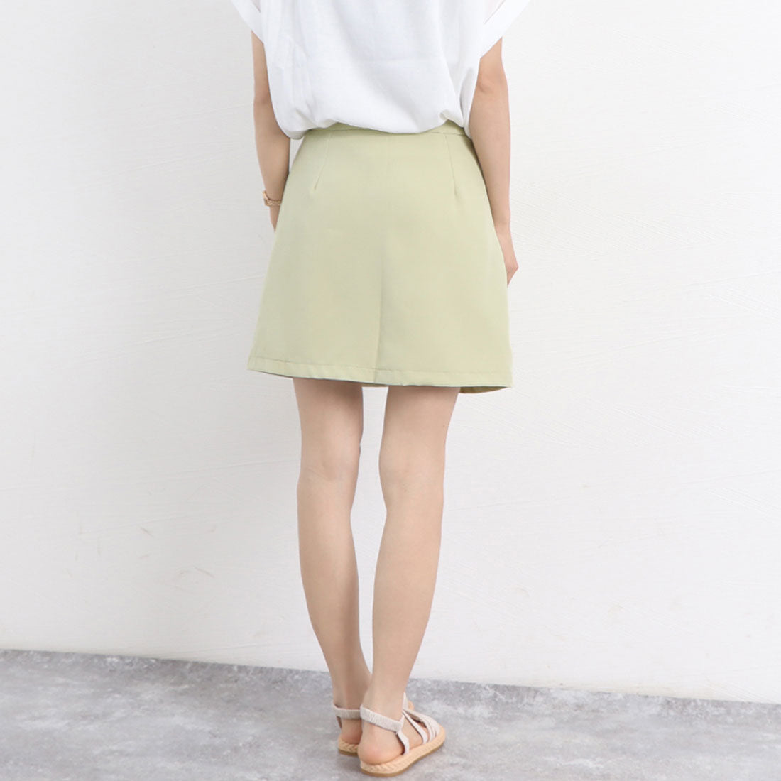 Mini skirts for women, trapezoid skirts for spring and summer