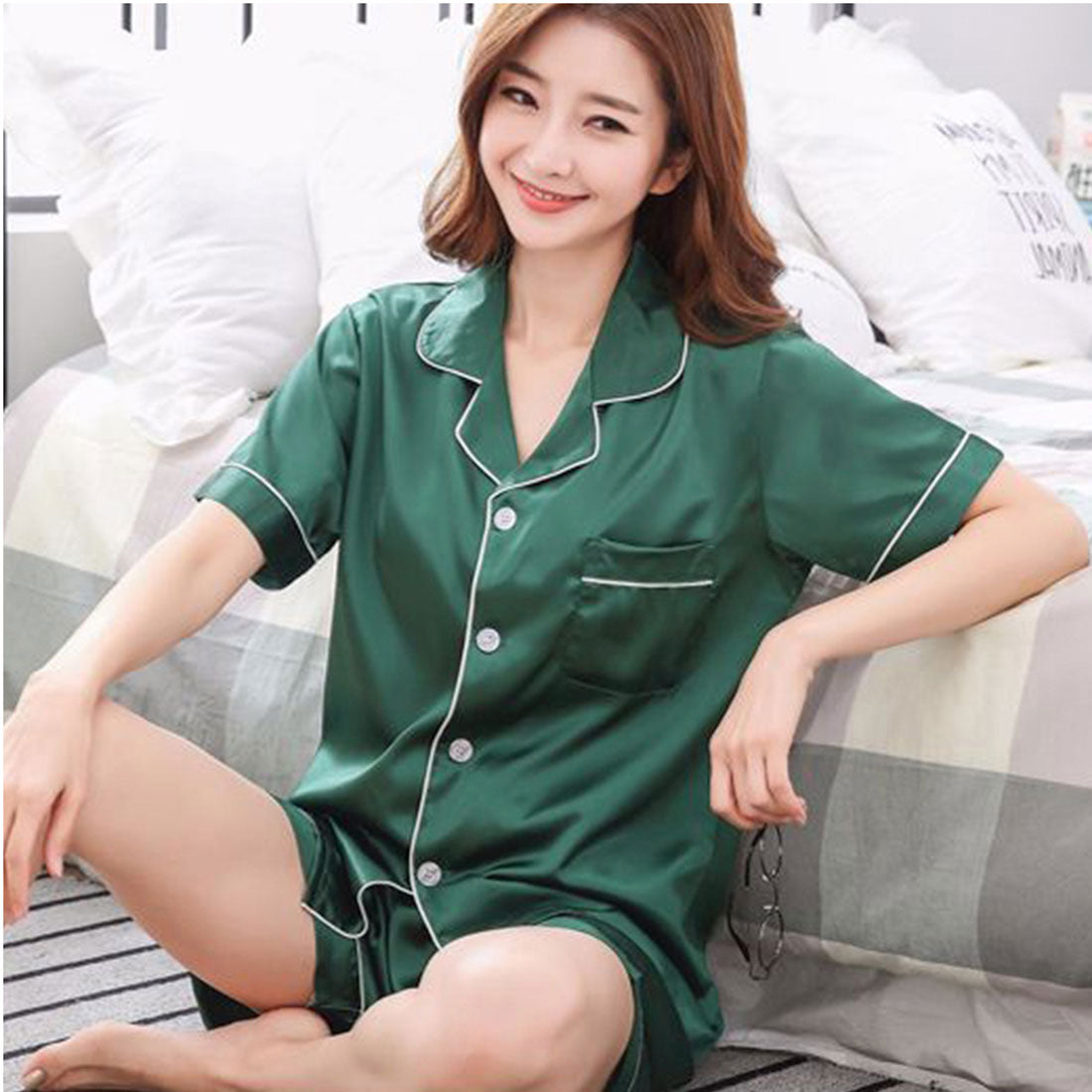 Silk-like pajama set, loungewear