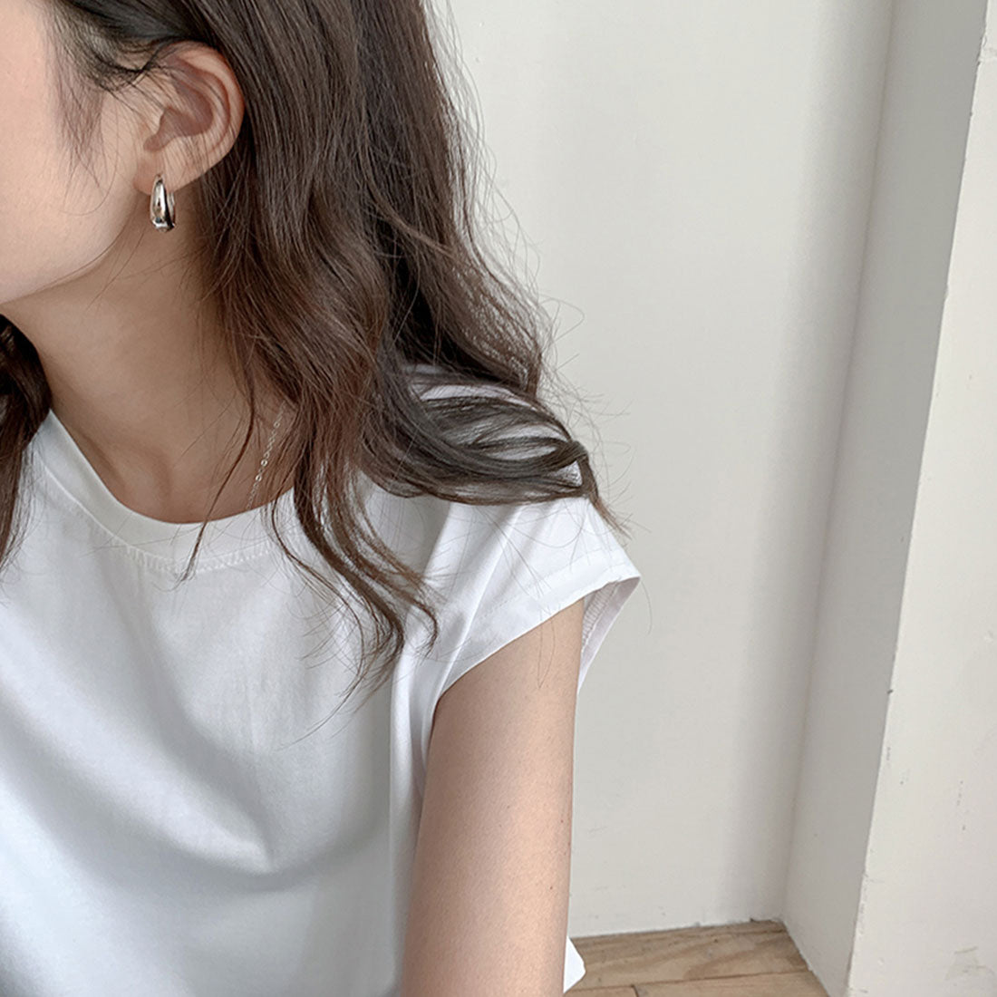 フレンチスリーブ無地シャツ大人カジュアル