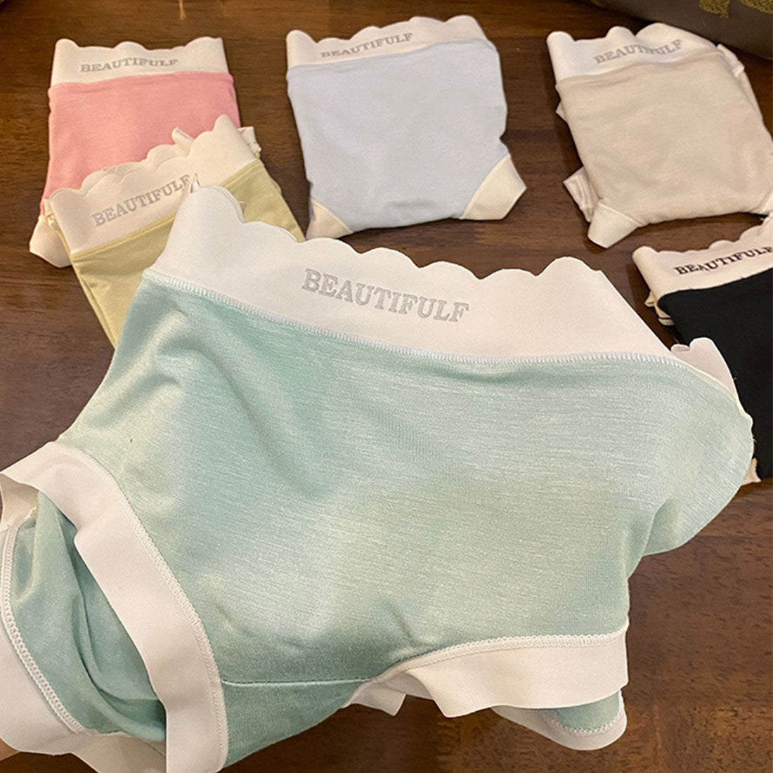 モーダルショーツ 美尻バイカラーショーツ【返品不可商品】 ベージュ