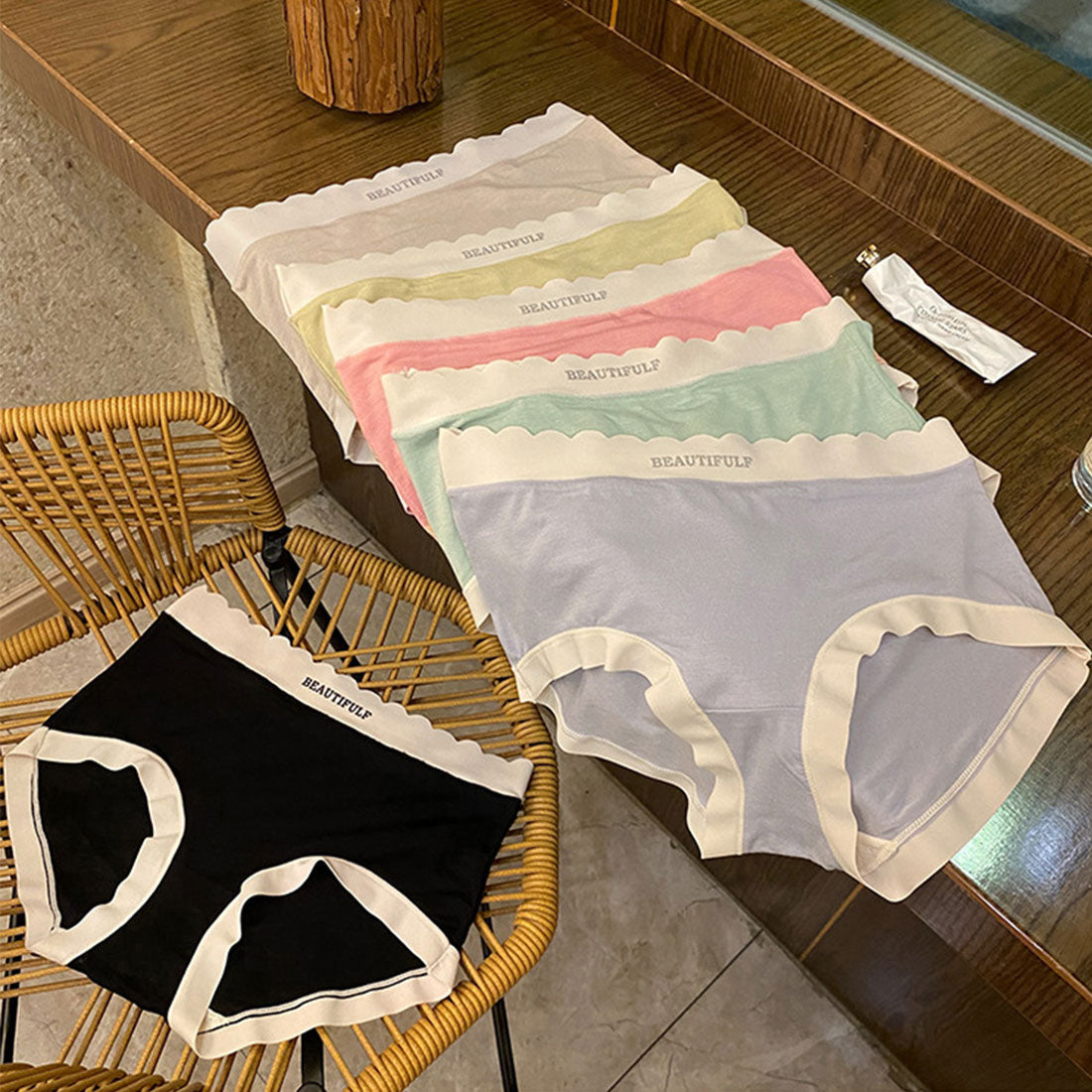 モーダルショーツ 美尻バイカラーショーツ【返品不可商品】 ベージュ