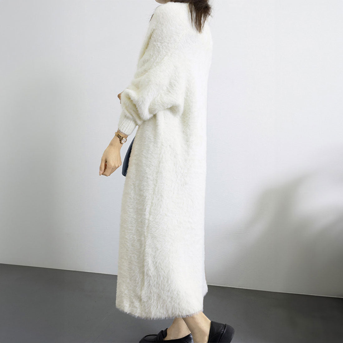 Shaggy long knit cardigan Korean style