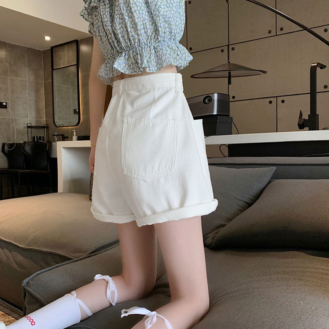 ロールアップ デニムショートパンツ 美脚