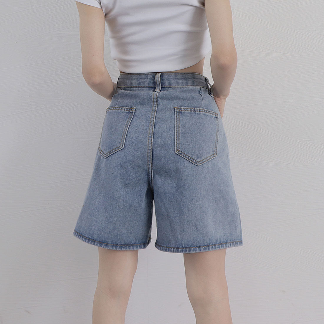 ロールアップ デニムショートパンツ 美脚