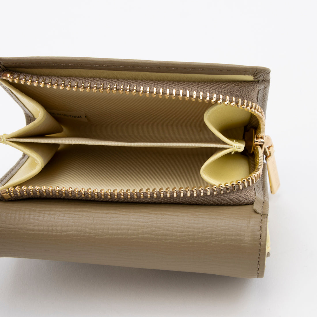 ミッシェルクラン MICHEL KLEIN ミッシェル クラン カブセ二つ折り財布 （オリーブ(OLIVE)） オリーブ(OLIVE)