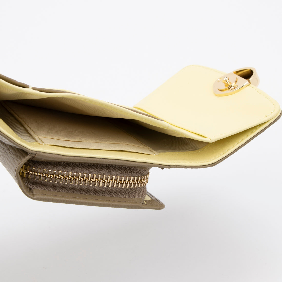 ミッシェルクラン MICHEL KLEIN ミッシェル クラン カブセ二つ折り財布 （オリーブ(OLIVE)） オリーブ(OLIVE)