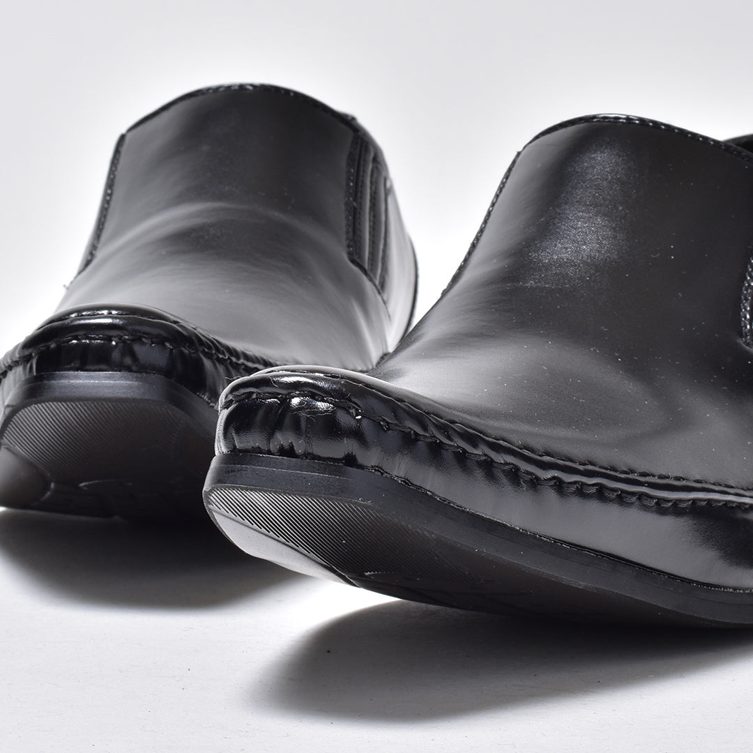 MM/ONE Plain Toe Long Nose Slip-on Business Shoes