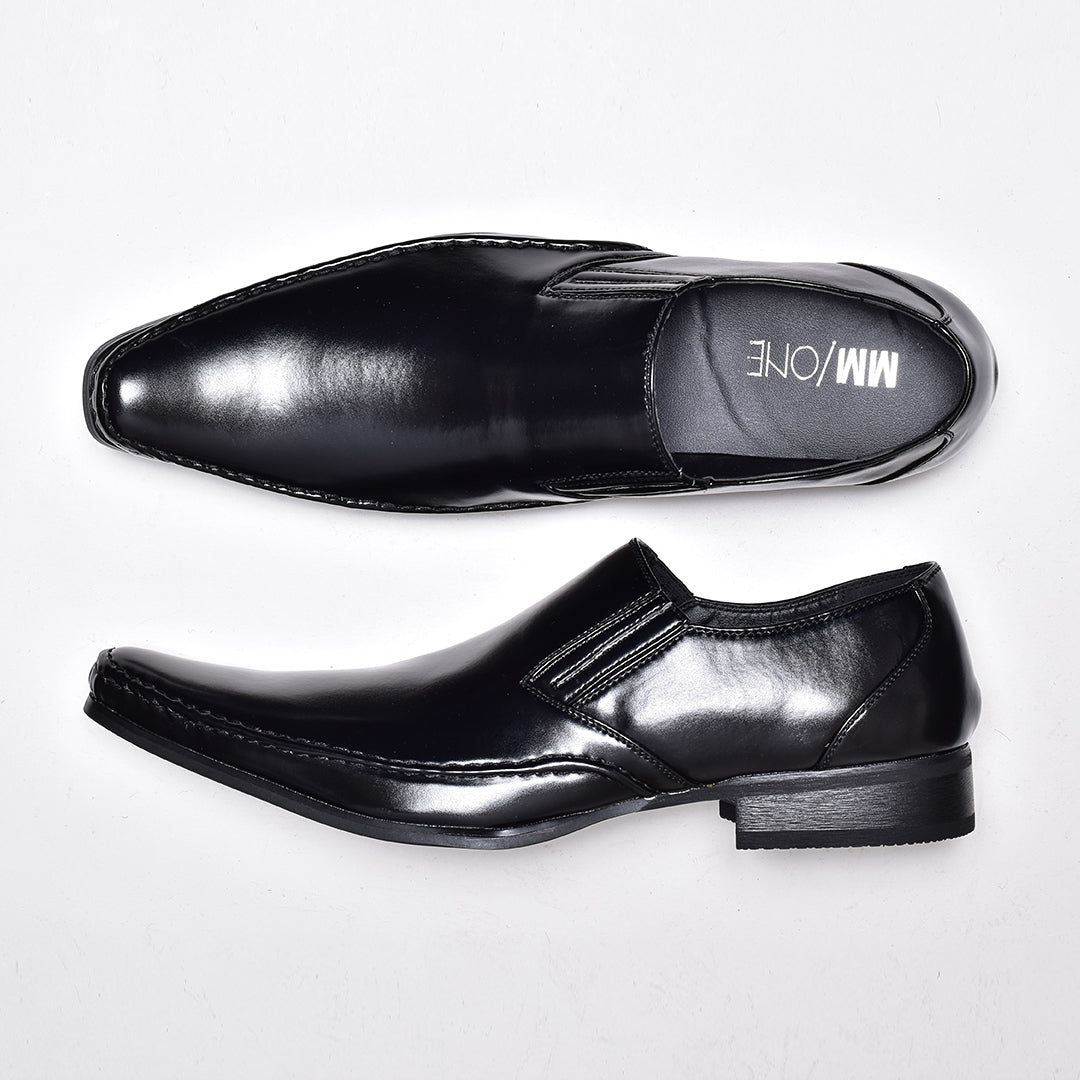 MM/ONE Plain Toe Long Nose Slip-on Business Shoes