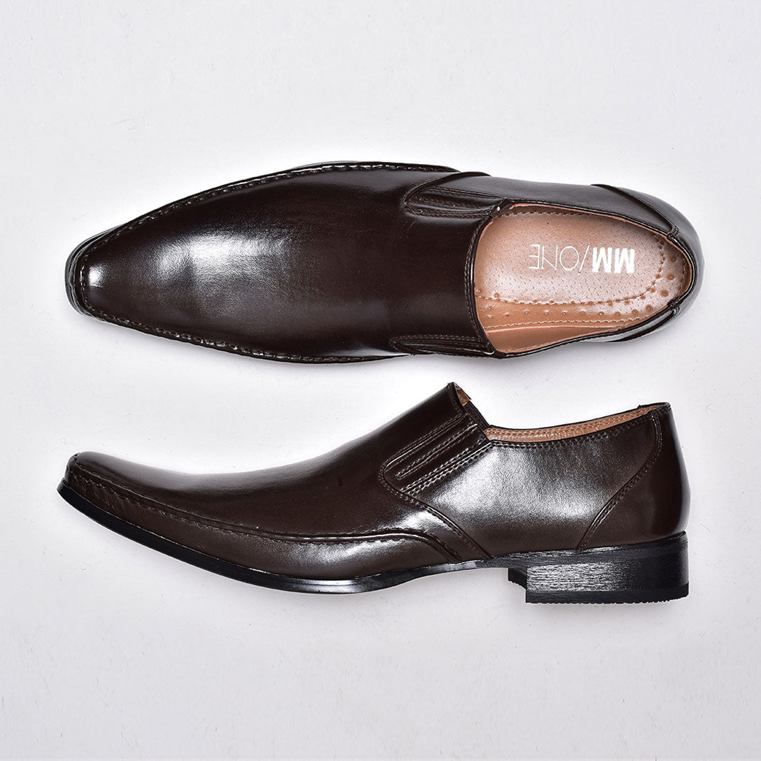 MM/ONE Plain Toe Long Nose Slip-on Business Shoes