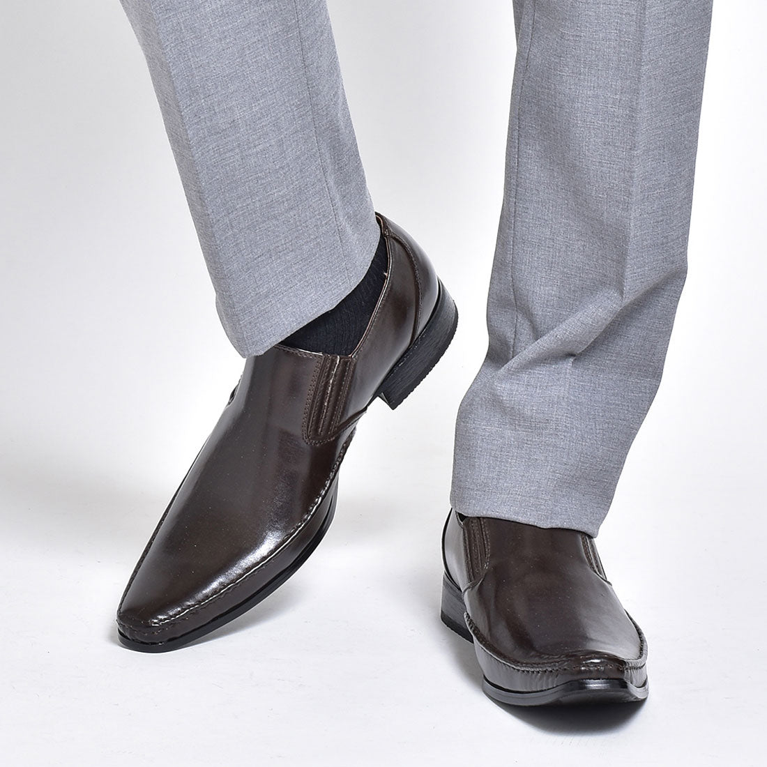 MM/ONE Plain Toe Long Nose Slip-on Business Shoes