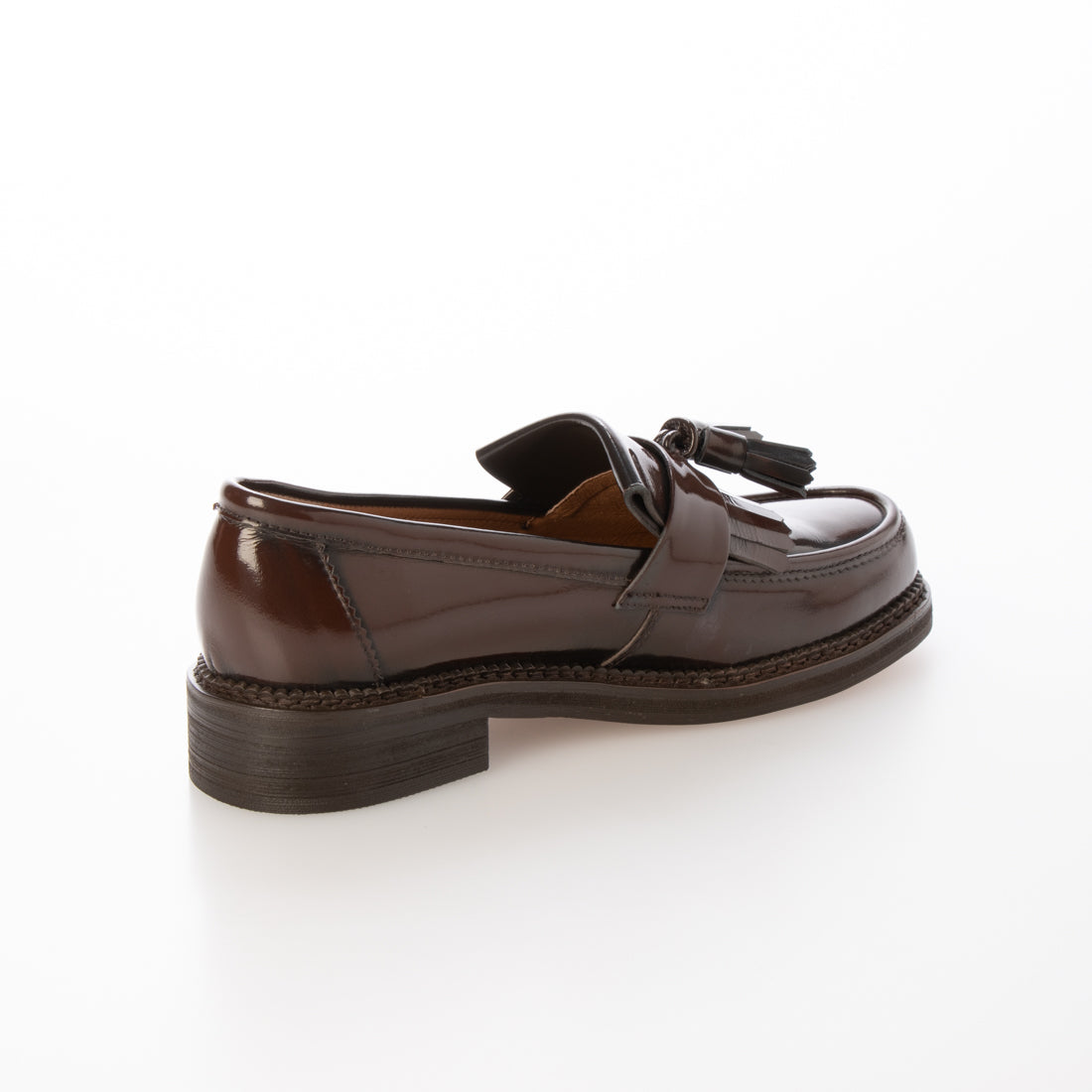 tassel loafer