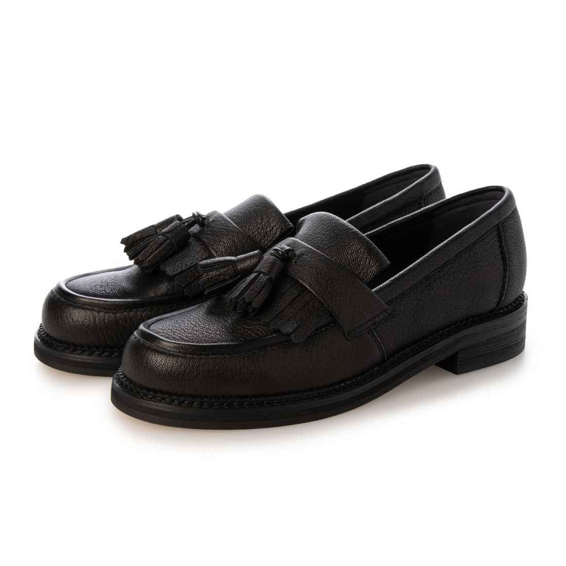 tassel loafer