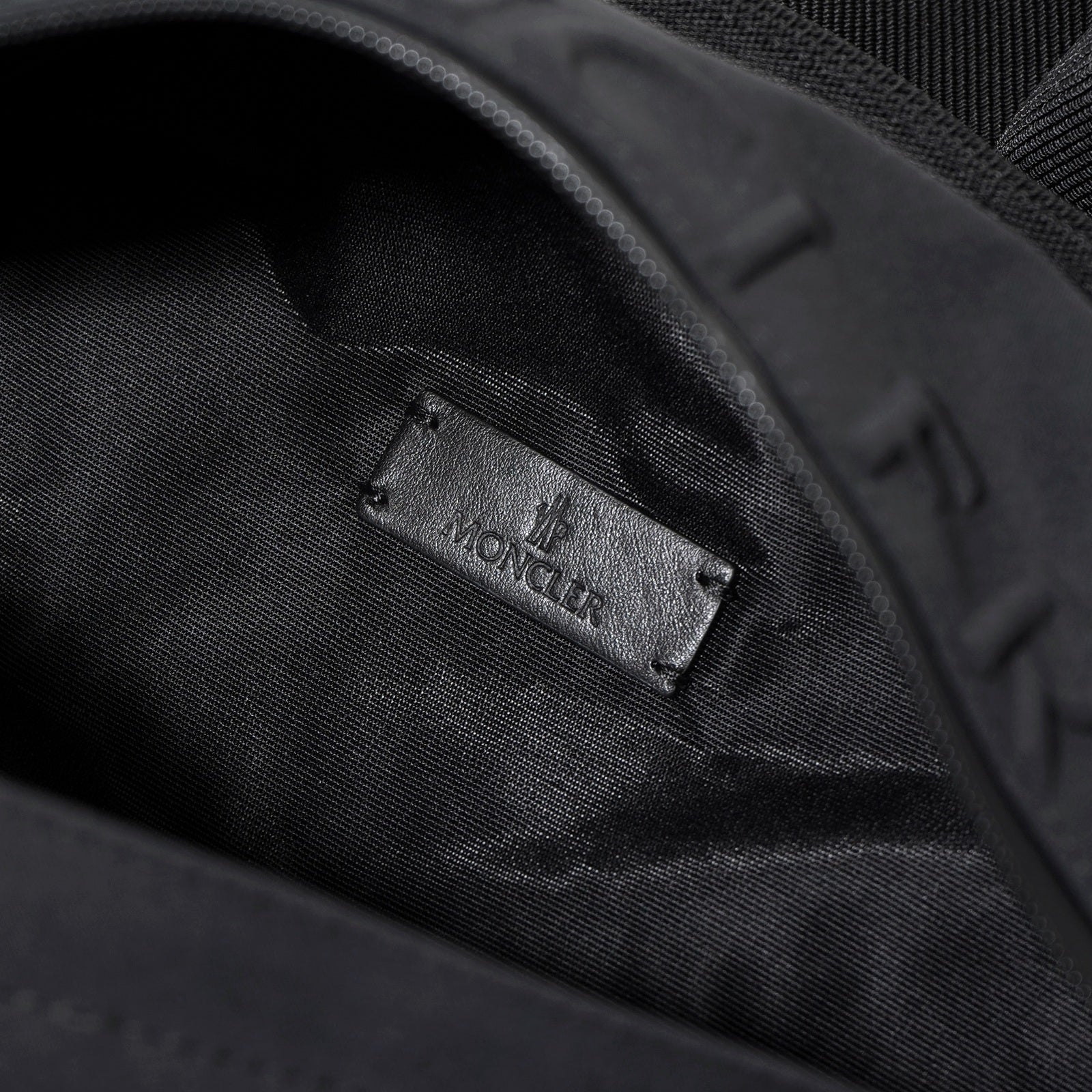 モンクレール MONCLER Alchemy ベルトバッグ 5M00002M4432 （ブラック） ブラック