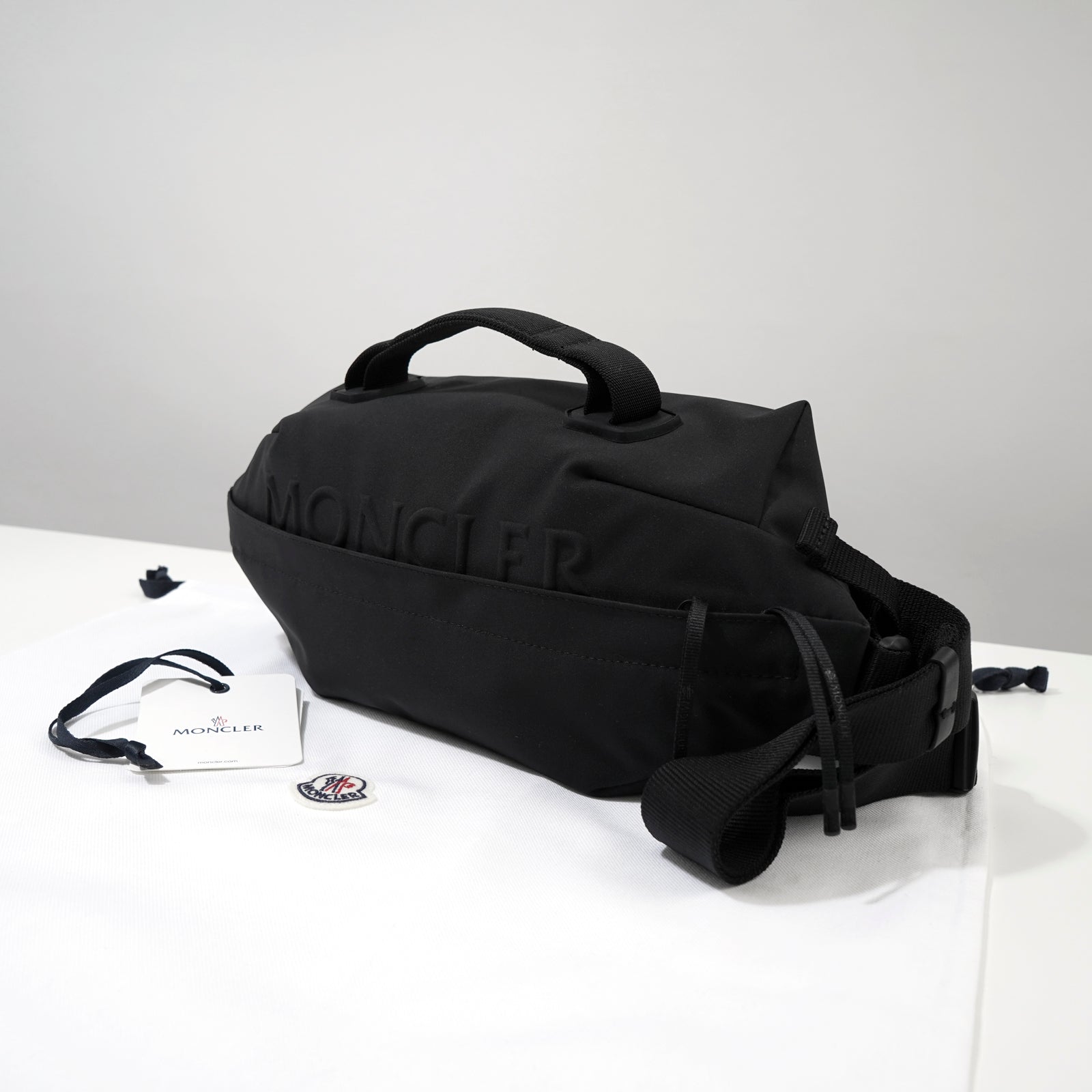モンクレール MONCLER Alchemy ベルトバッグ 5M00002M4432 （ブラック） ブラック