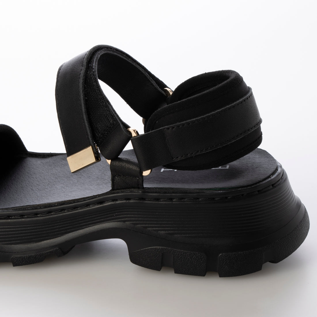 Mohi Sandals