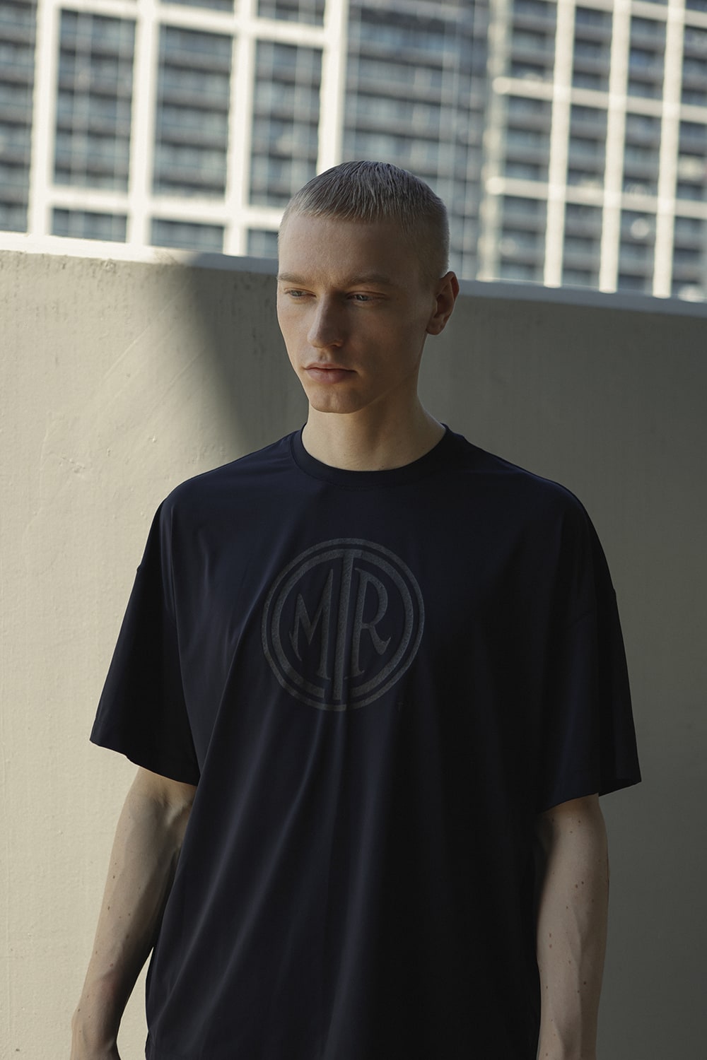 マウトリーコンテーラー MOUT RECON TAILOR MOUT Icon T-shirts （Black） Black