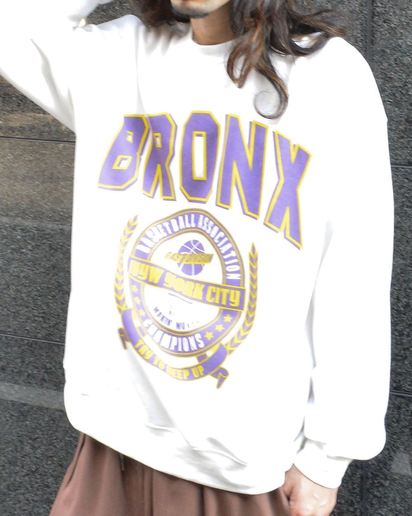 モディッシュガゼ MODISH GAZE BRONXエンブレムロゴスウェット