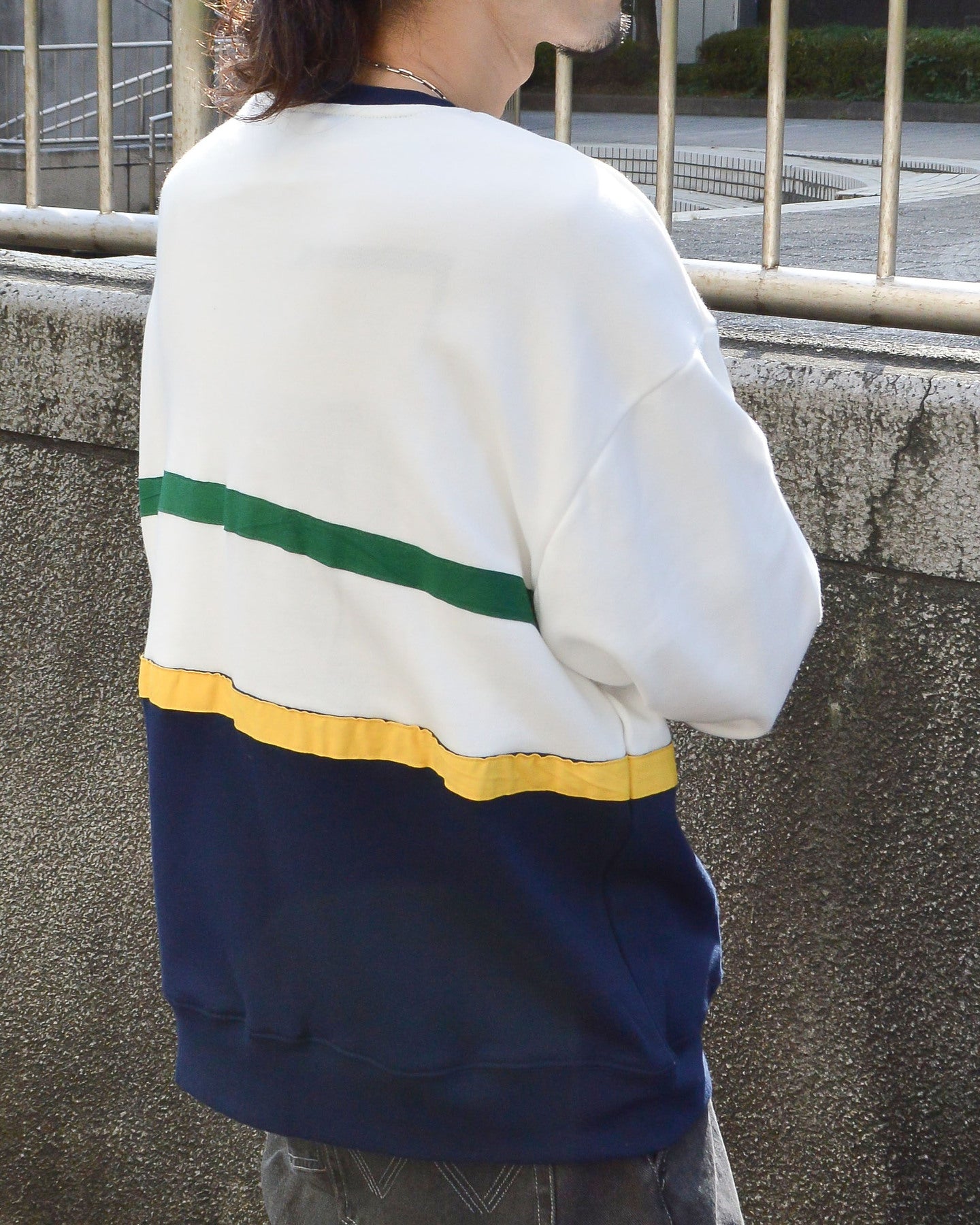 モディッシュガゼ MODISH GAZE バイカラー切替スウェット