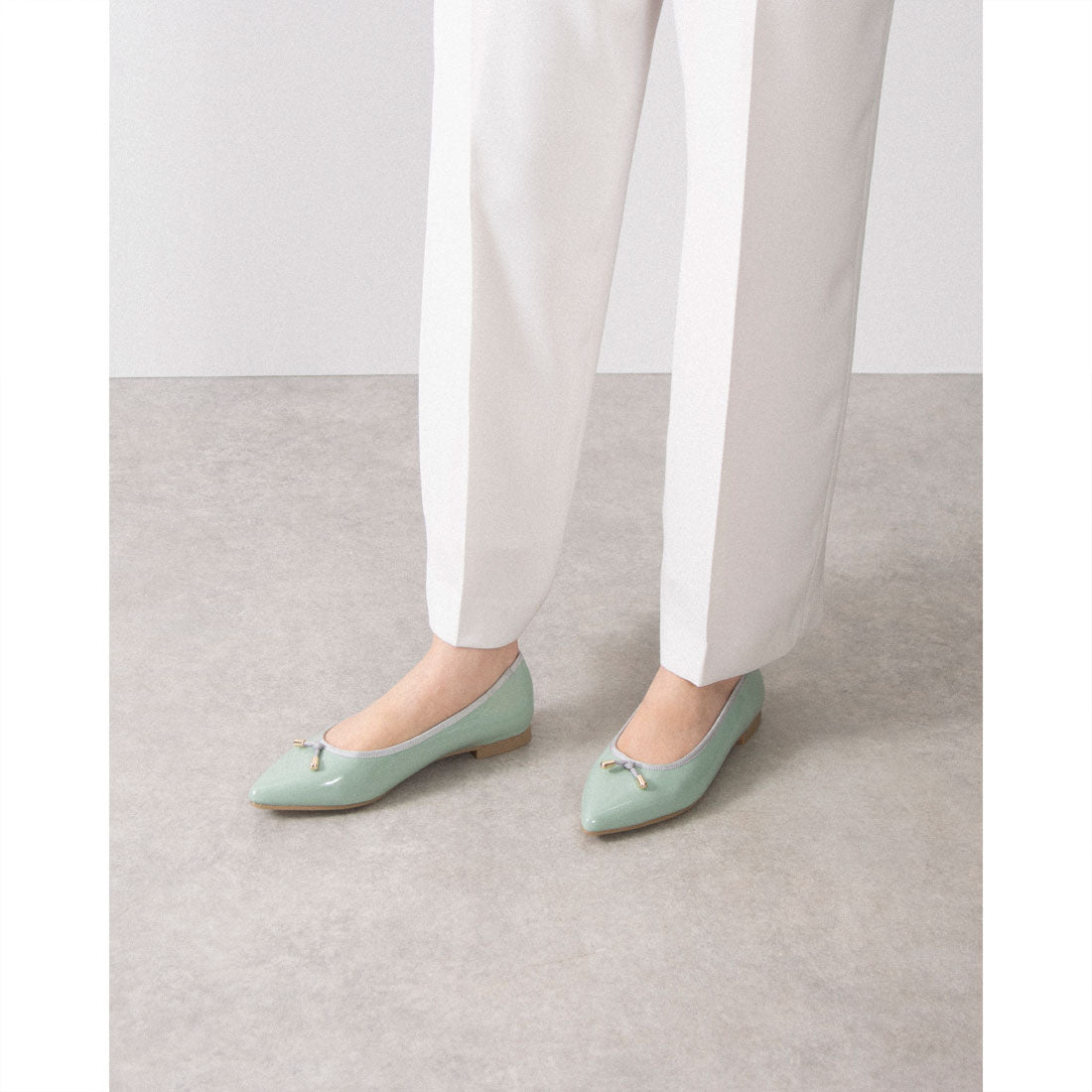 MODE ET JACOMO carino [Rain-resistant] Patent leather plain pumps