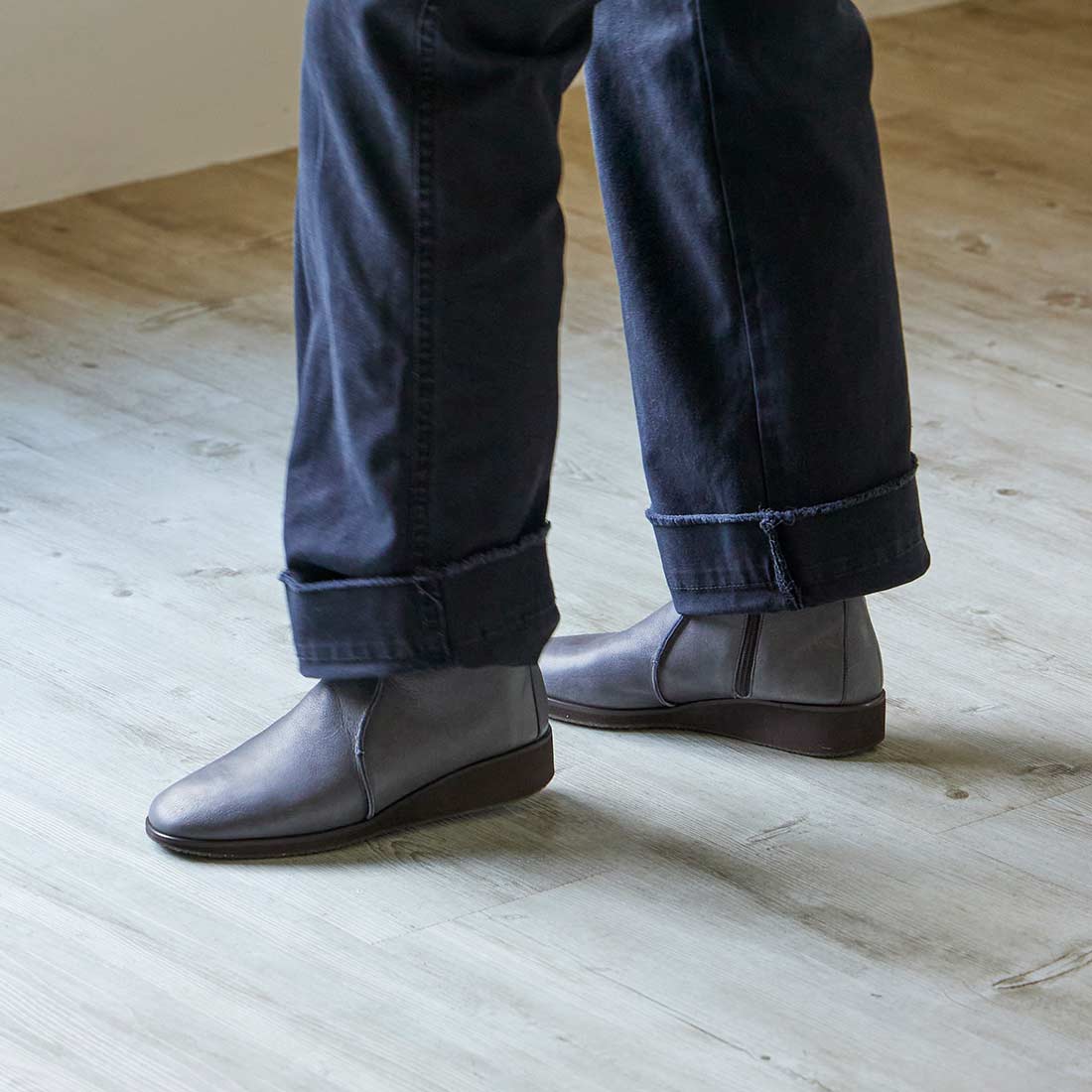 MODE ET JACOMO DICI square toe flat boots