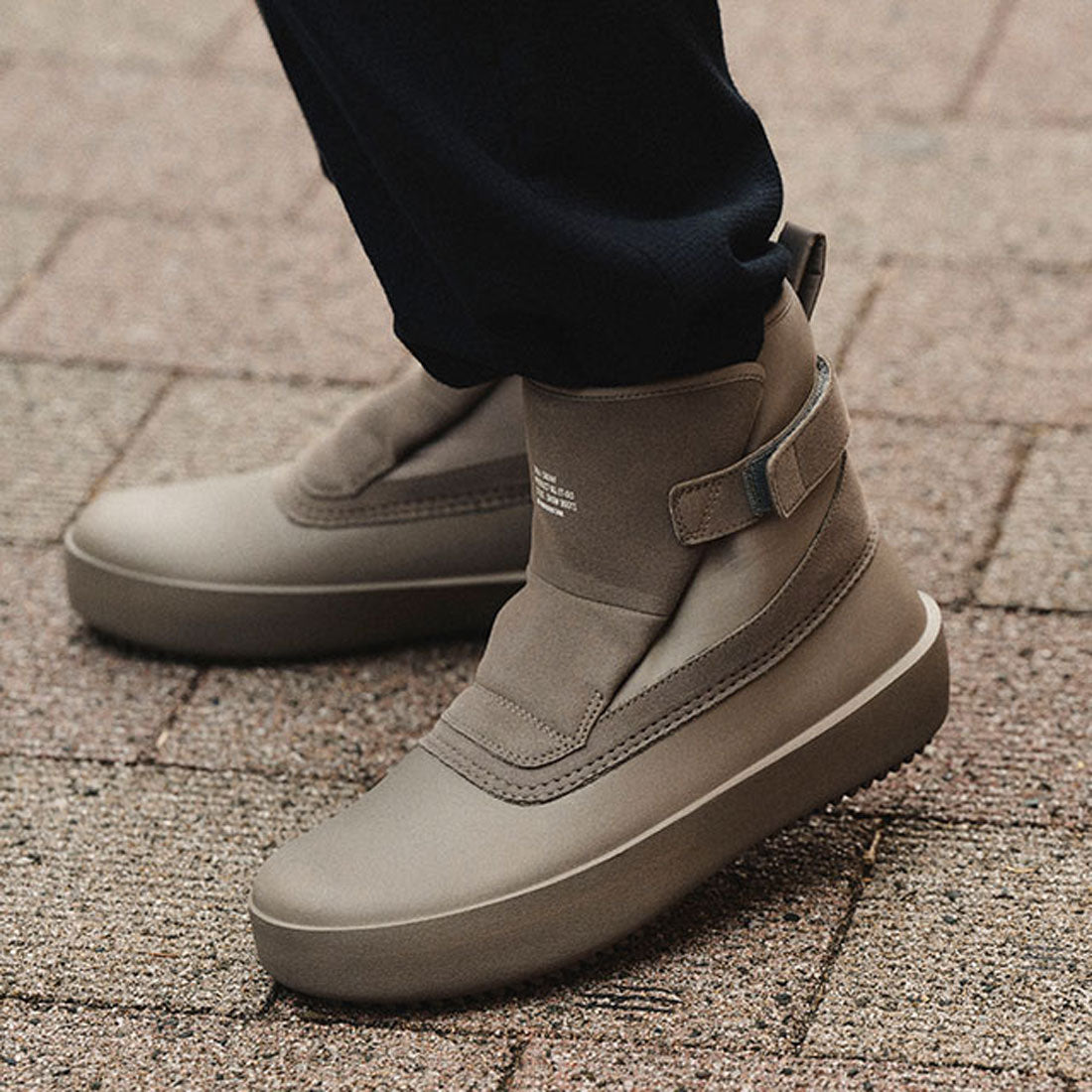 MoonStar　810s MoonStar 810s ET042 IGOOL BLACK [54410496 FW24]