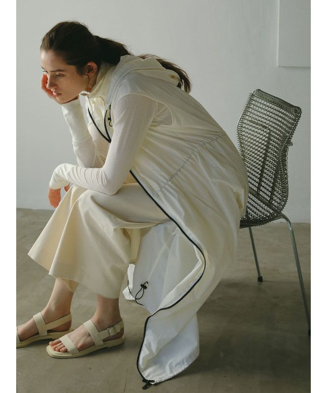 'ETRE TOKYO Double Strap Leather Sandals'