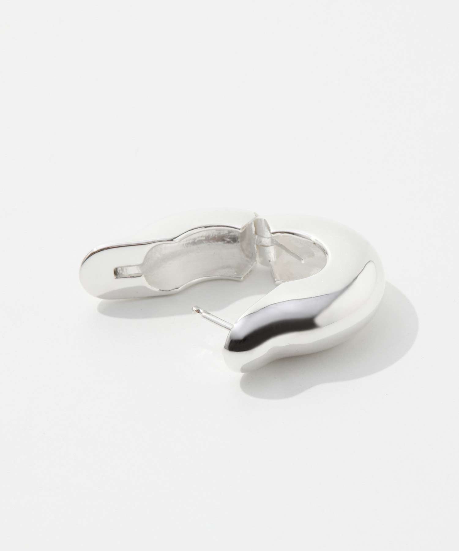 アニカイネズ ANNIKA INEZ アニカイネズ ANNIKA INEZ Large Ample Hinge Hoops ラージ アンプル ヒンジ フープ E943 LRG ピアス レディース アクセサリー シルバー （SILVER/シルバー） SILVER/シルバー