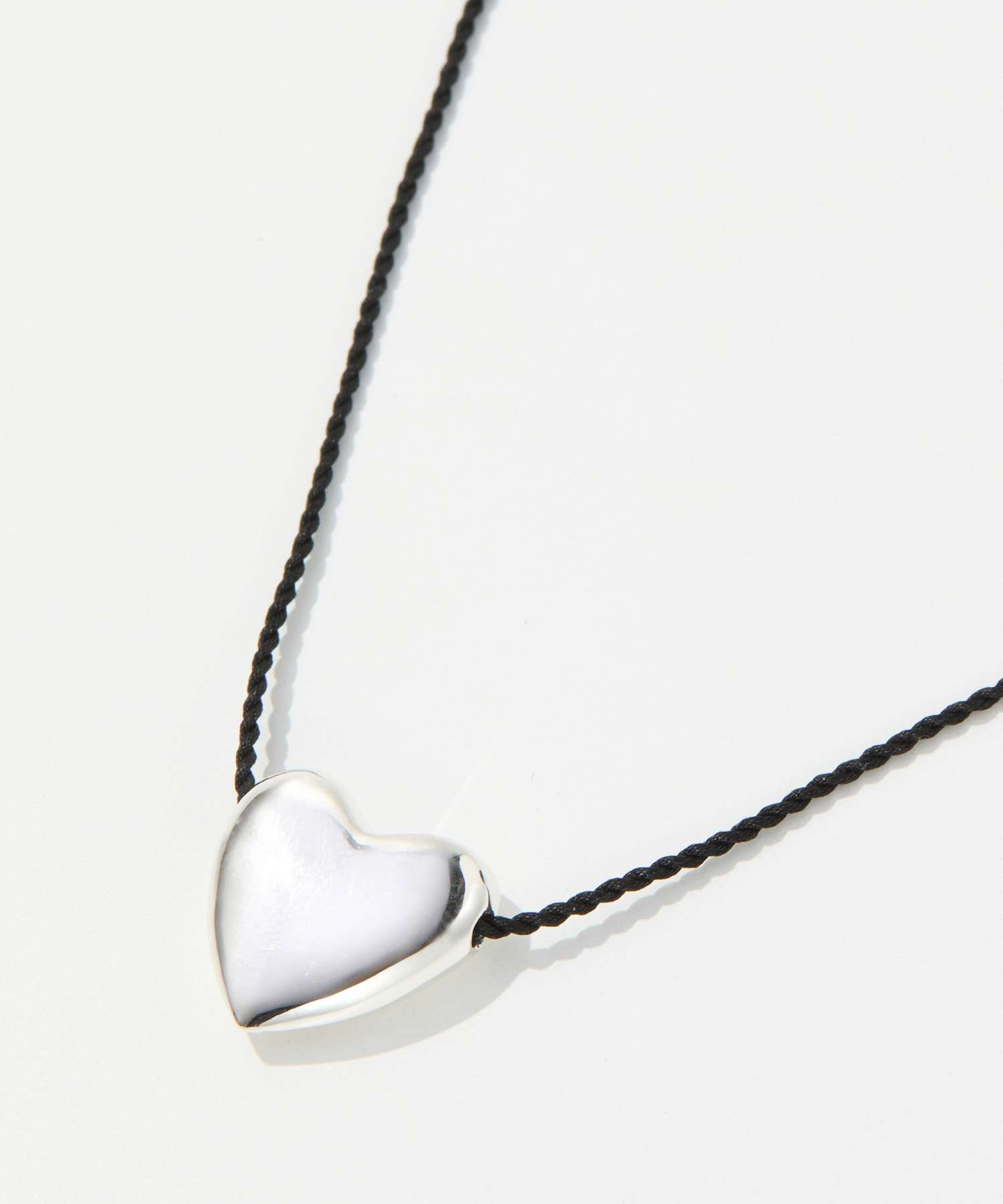 アニカイネズ ANNIKA INEZ アニカイネズ ANNIKA INEZ Small Heart Necklace スモール ハート 587 SML ネックレス レディース アクセサリー シルバー （SILVER/シルバー） SILVER/シルバー