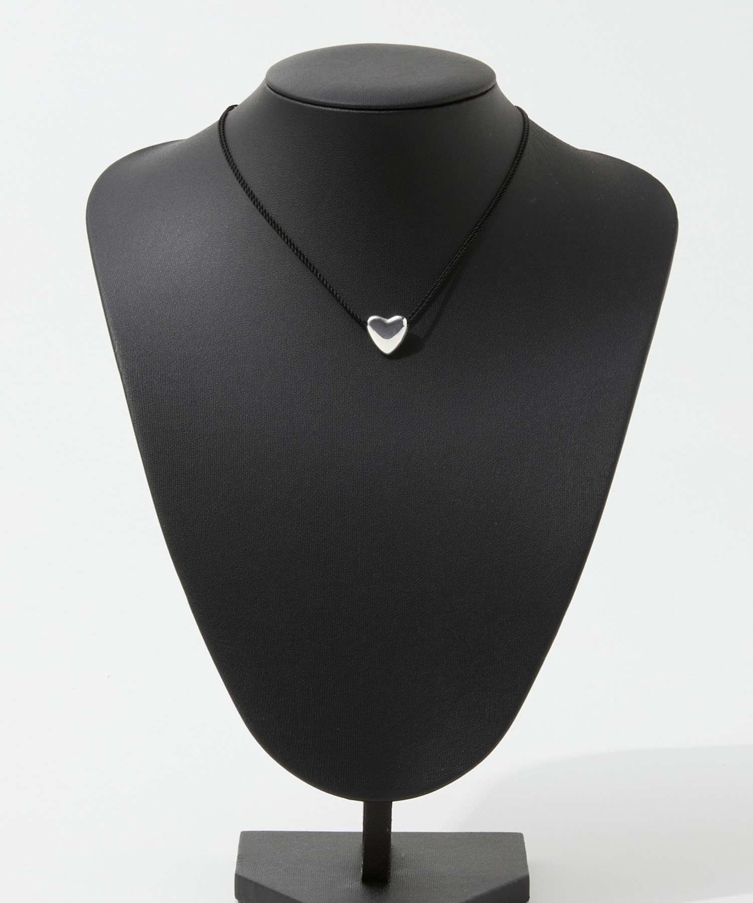アニカイネズ ANNIKA INEZ アニカイネズ ANNIKA INEZ Mini Heart Necklace ミニ ハート 587 MINI ネックレス レディース アクセサリー シルバー （SILVER/シルバー） SILVER/シルバー