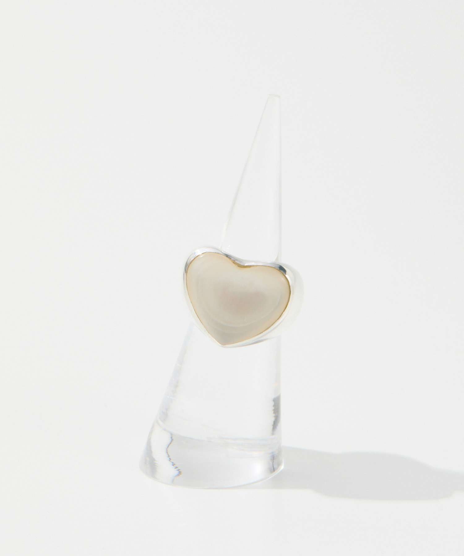 Annika Inez Annika Inez Bigger Pearl Heart Ring Big Pearl Heart R176 L