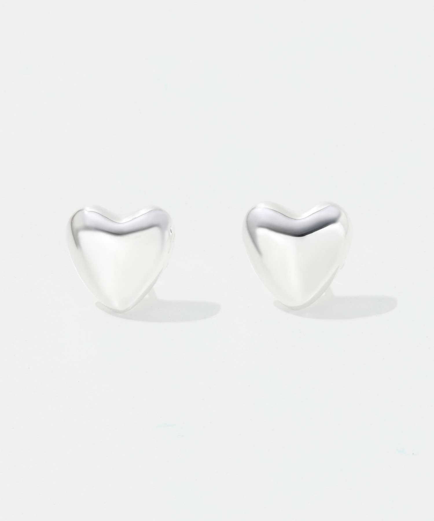 アニカイネズ ANNIKA INEZ アニカイネズ ANNIKA INEZ Mini Heart Studs ミニ ハート スタッズ E1008 ピアス レディース アクセサリー シルバー （SILVER/シルバー） SILVER/シルバー