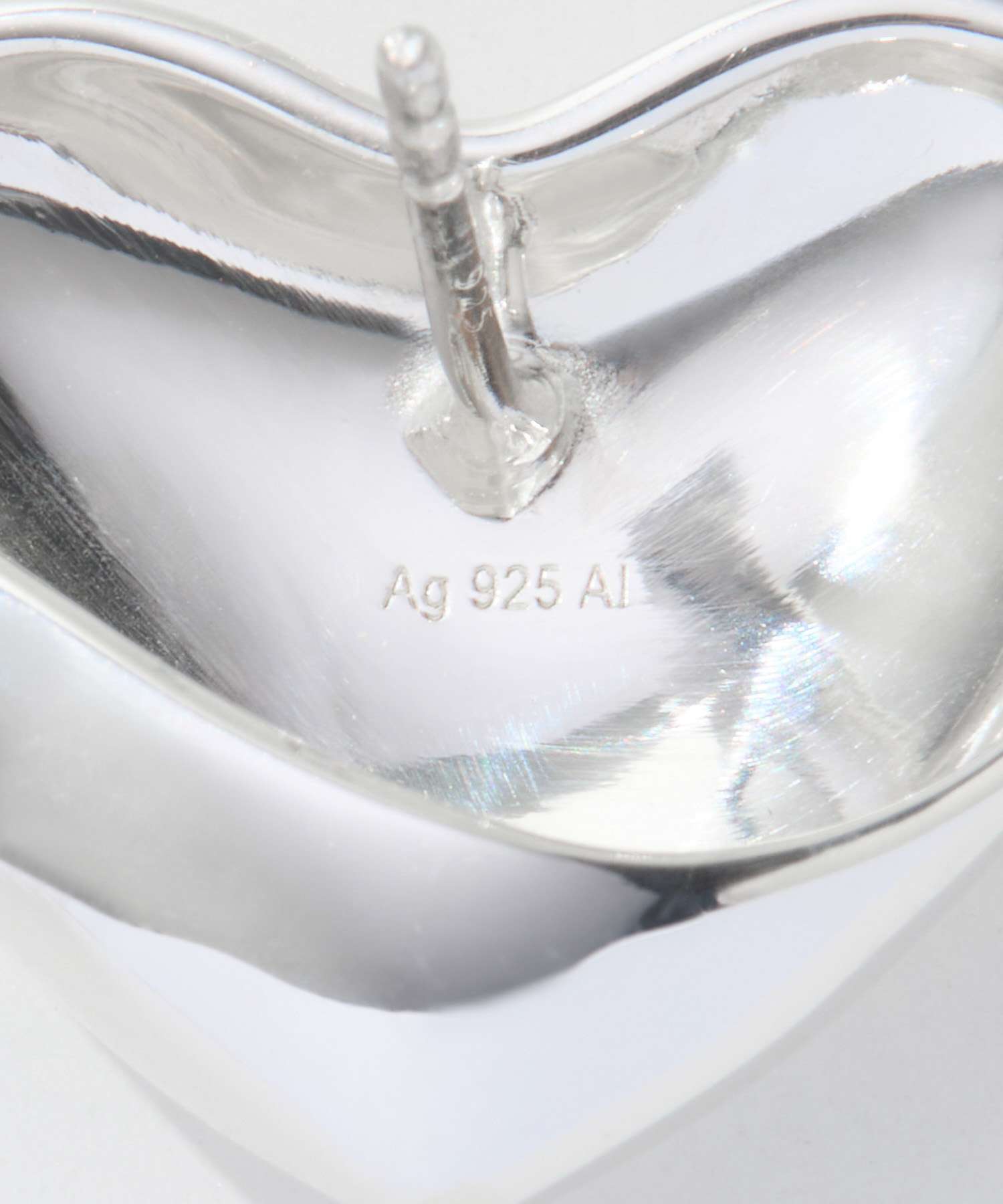 アニカイネズ ANNIKA INEZ アニカイネズ ANNIKA INEZ Small Voluptuous Heart Earrings スモール ボリューム ハート E940 SML ピアス レディース アクセサリー シルバー （SILVER/シルバー） SILVER/シルバー
